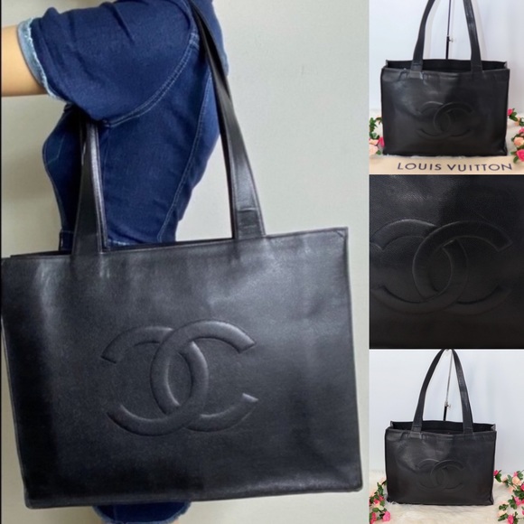 CHANEL Handbags - 💎✨Authentic✨💎CHANEL Black Caviar Skin Tote Bag